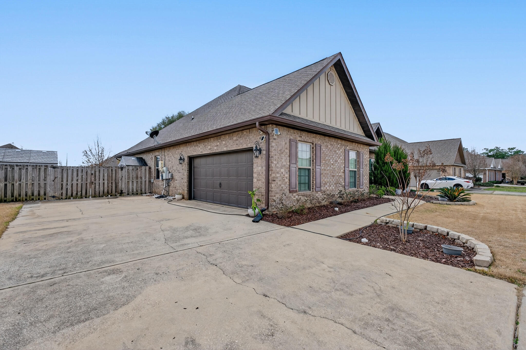 REDSTONE COMMONS - Residential