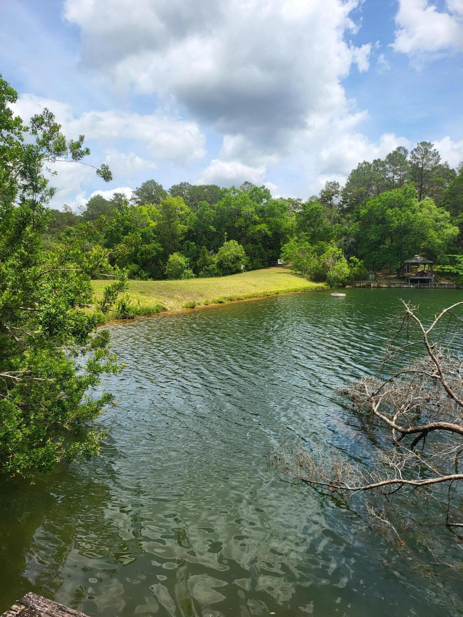 Leisure Lakes S/D - Land