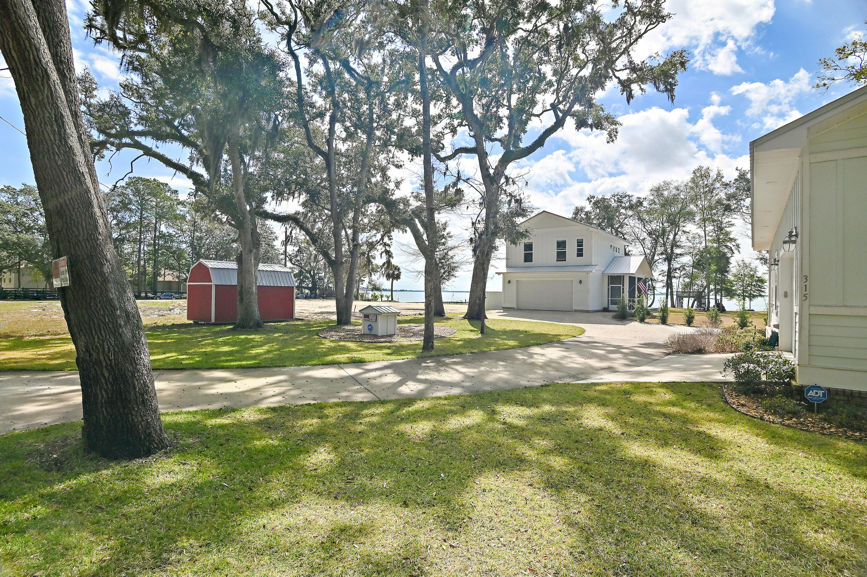 BAYVIEW - Residential