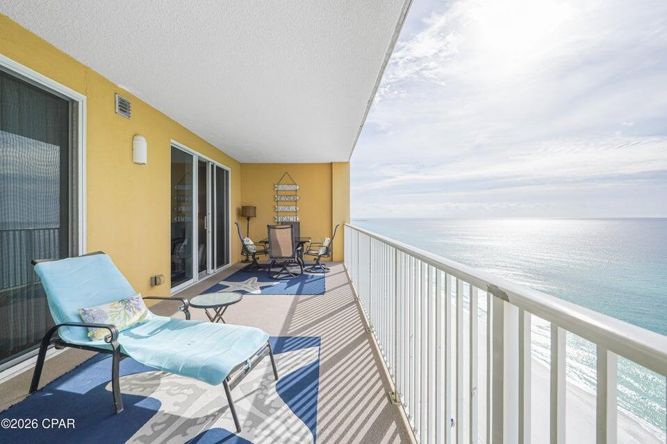 TROPIC WINDS - Residential