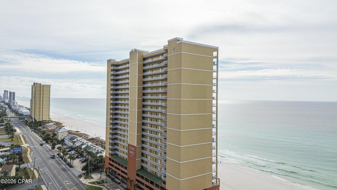 TROPIC WINDS - Residential
