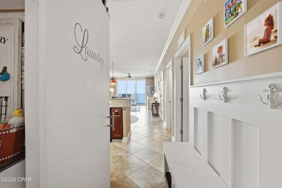 TROPIC WINDS - Residential