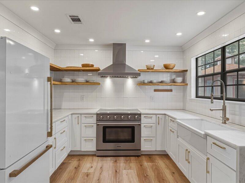 VIZCAYA 1ST ADDN - Residential
