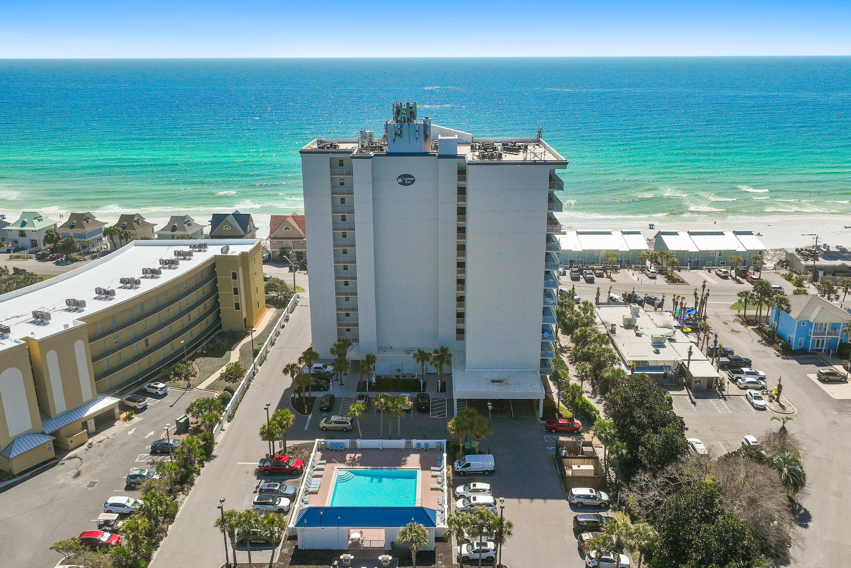 LEEWARD KEY - Residential
