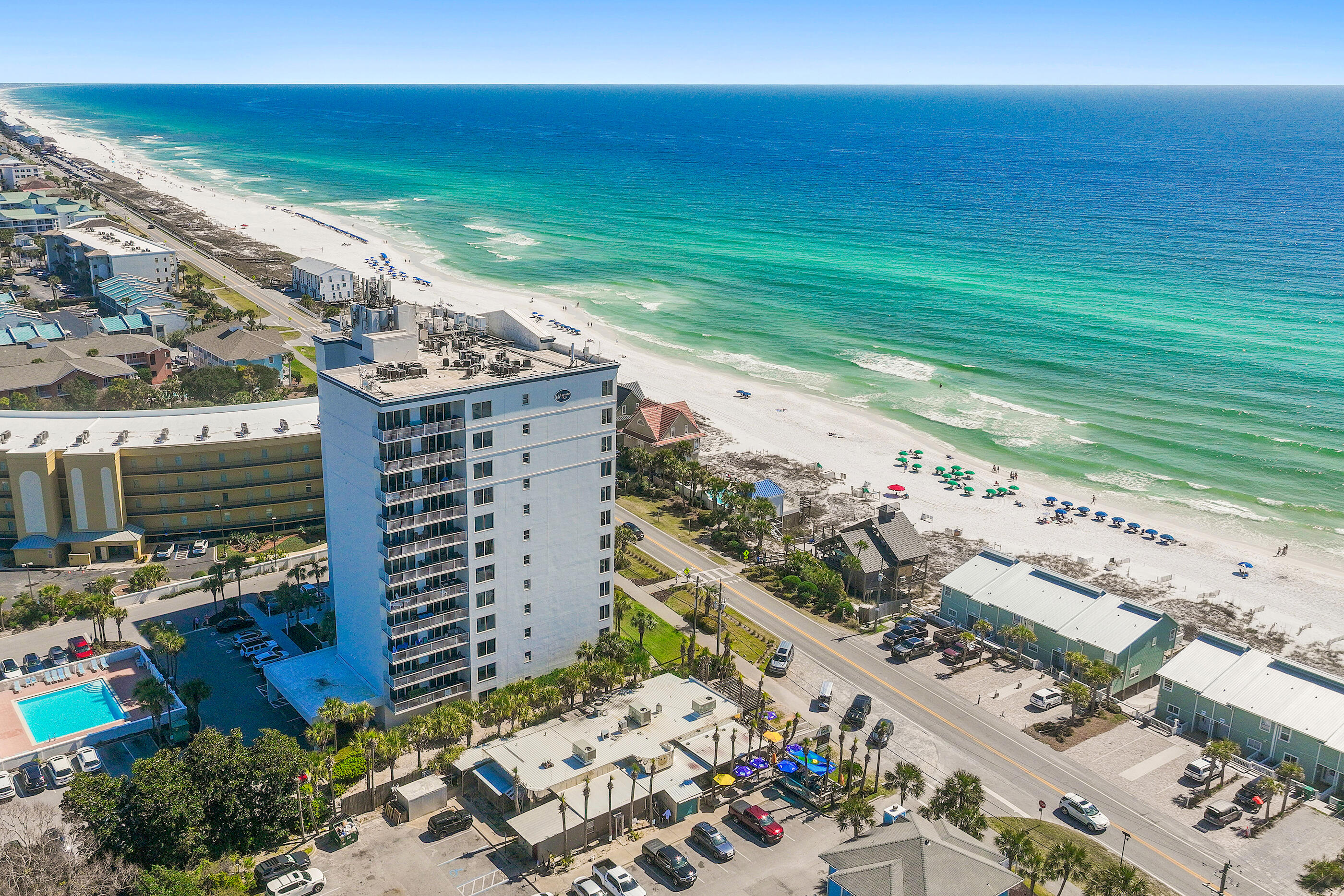 LEEWARD KEY - Residential