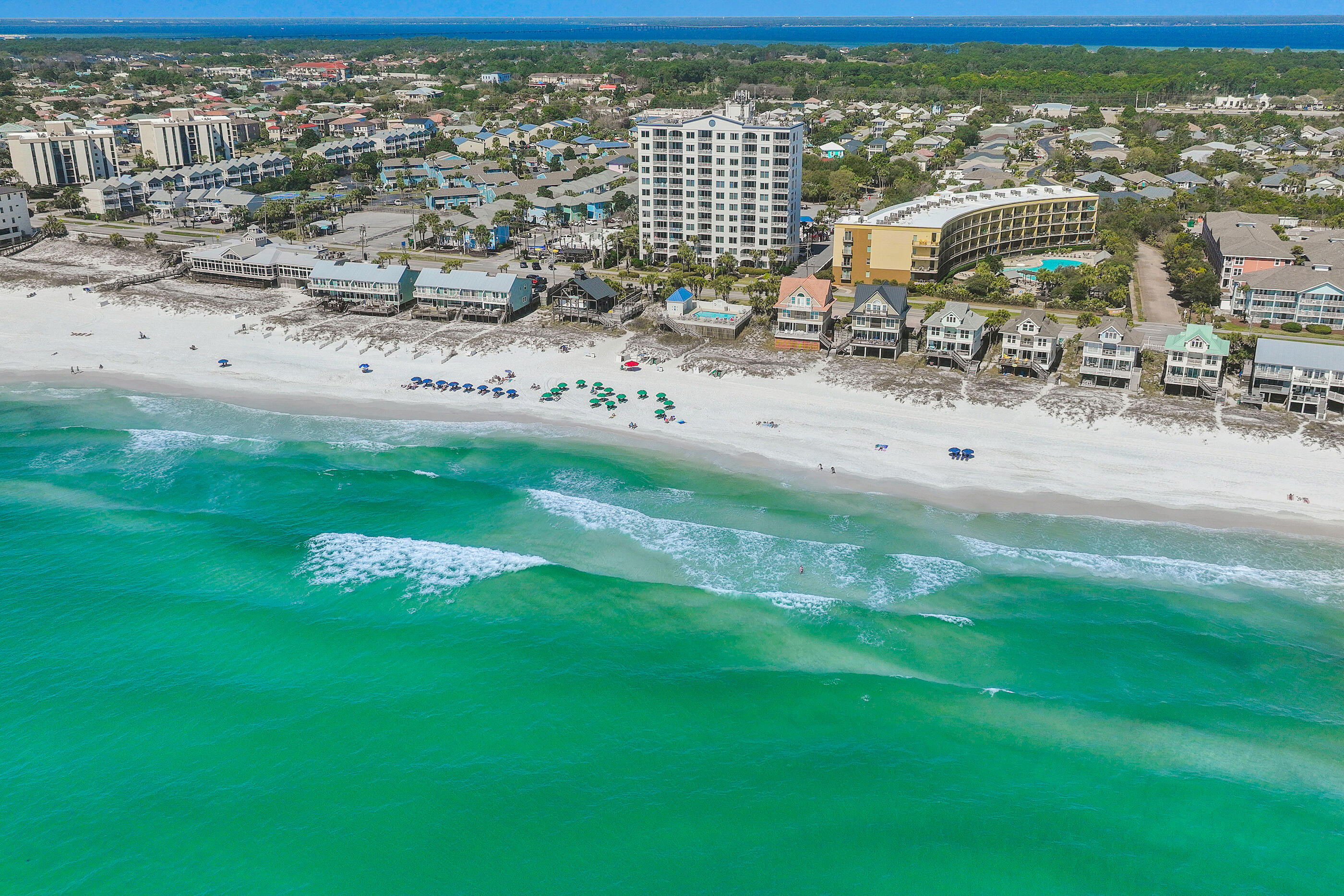 LEEWARD KEY - Residential