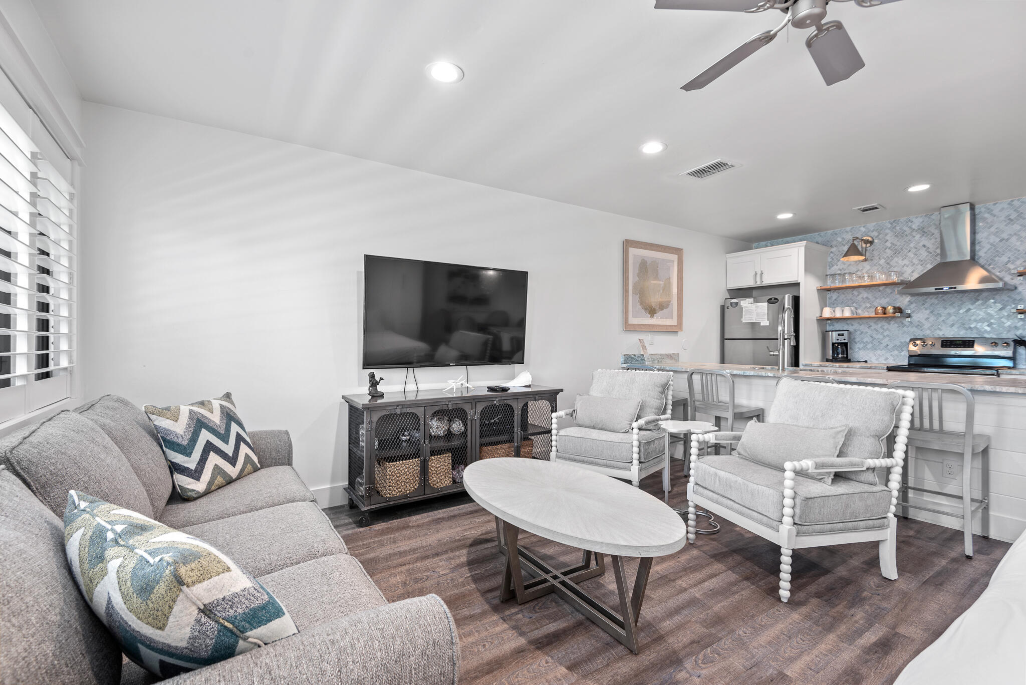 HIDDEN BEACH VILLAS CONDO - Residential