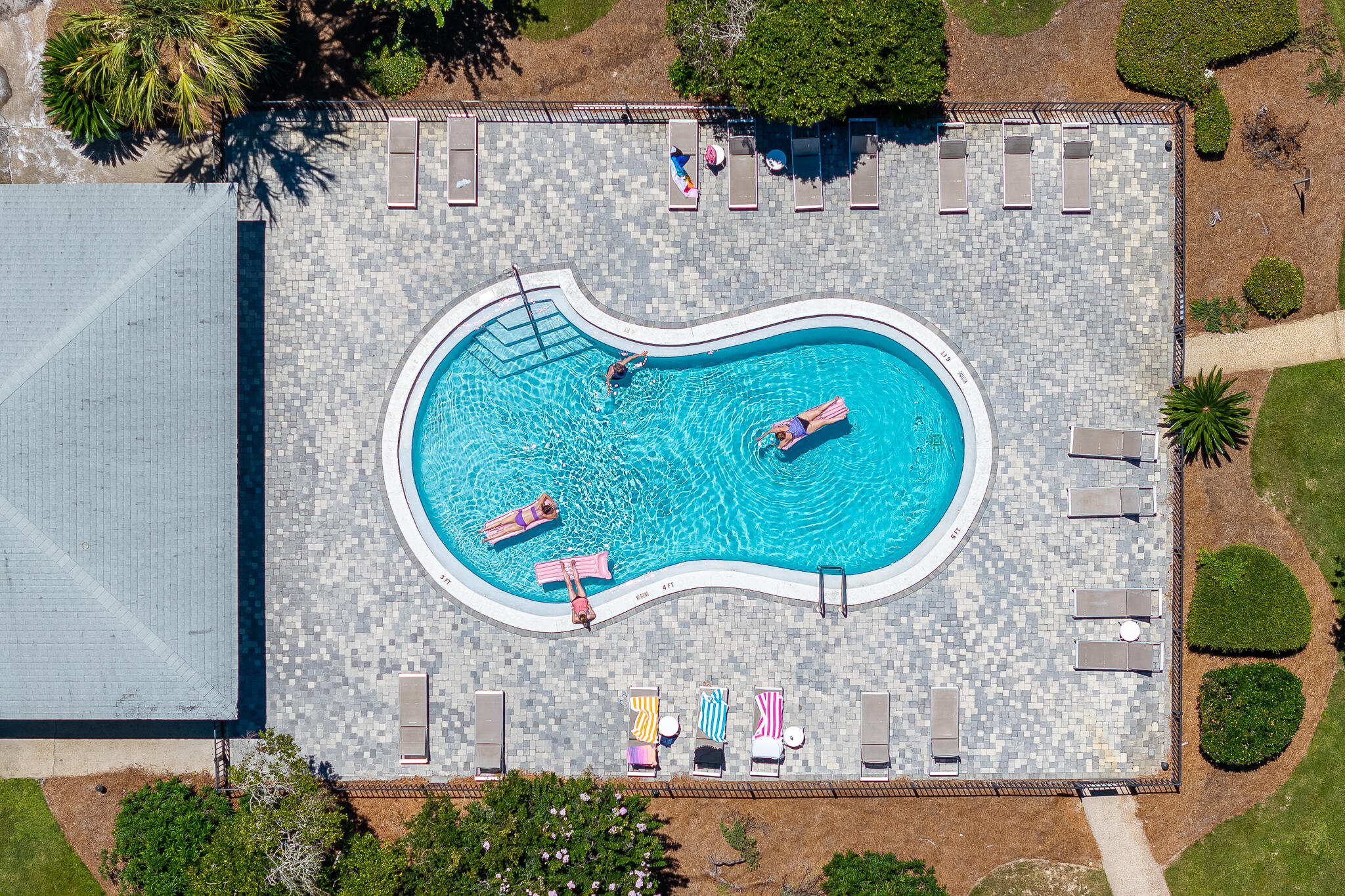 HIDDEN BEACH VILLAS CONDO - Residential