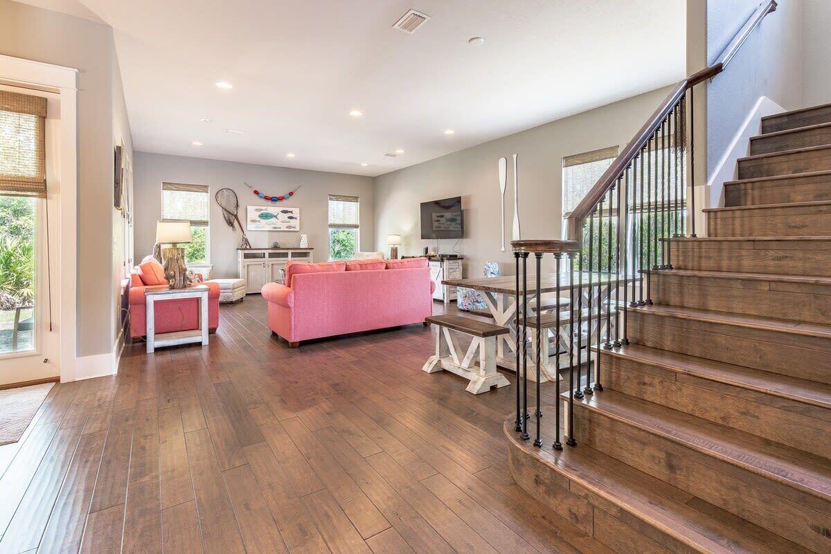 FRANGISTA BEACH 2ND ADDN - Residential
