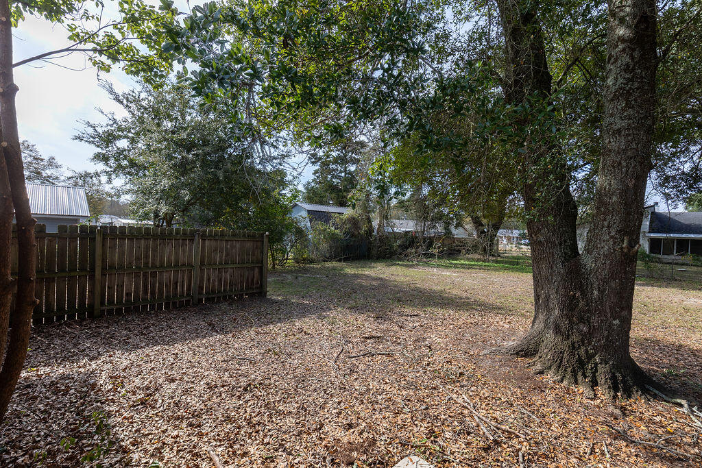 WELLINGTON FOREST - Residential