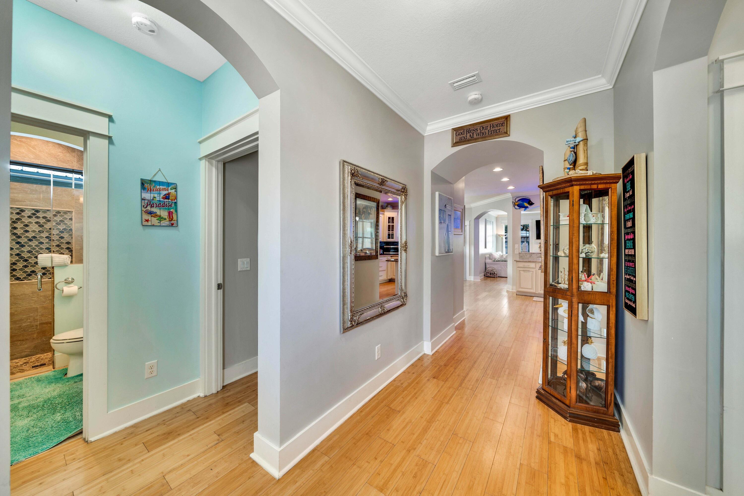 LAGUNA BEACH ESTATES 10TH ADDN - Residential