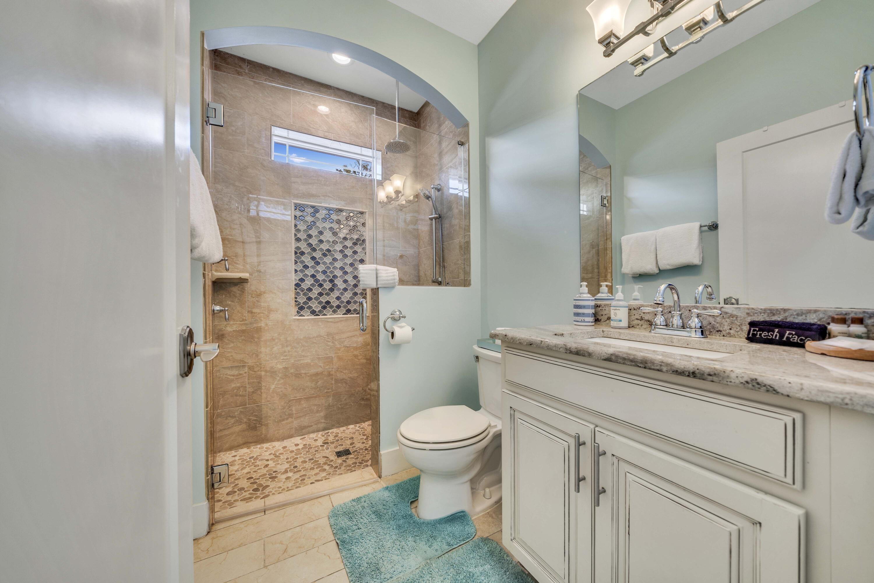 LAGUNA BEACH ESTATES 10TH ADDN - Residential