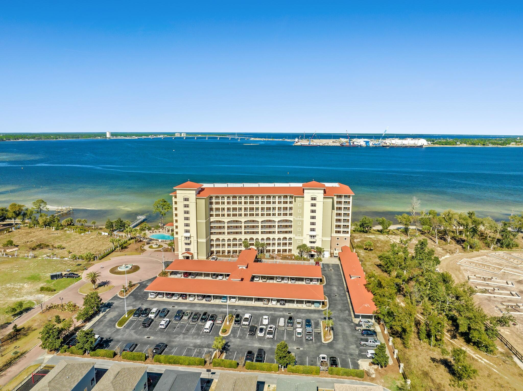 Magnolia Bay Club - Residential