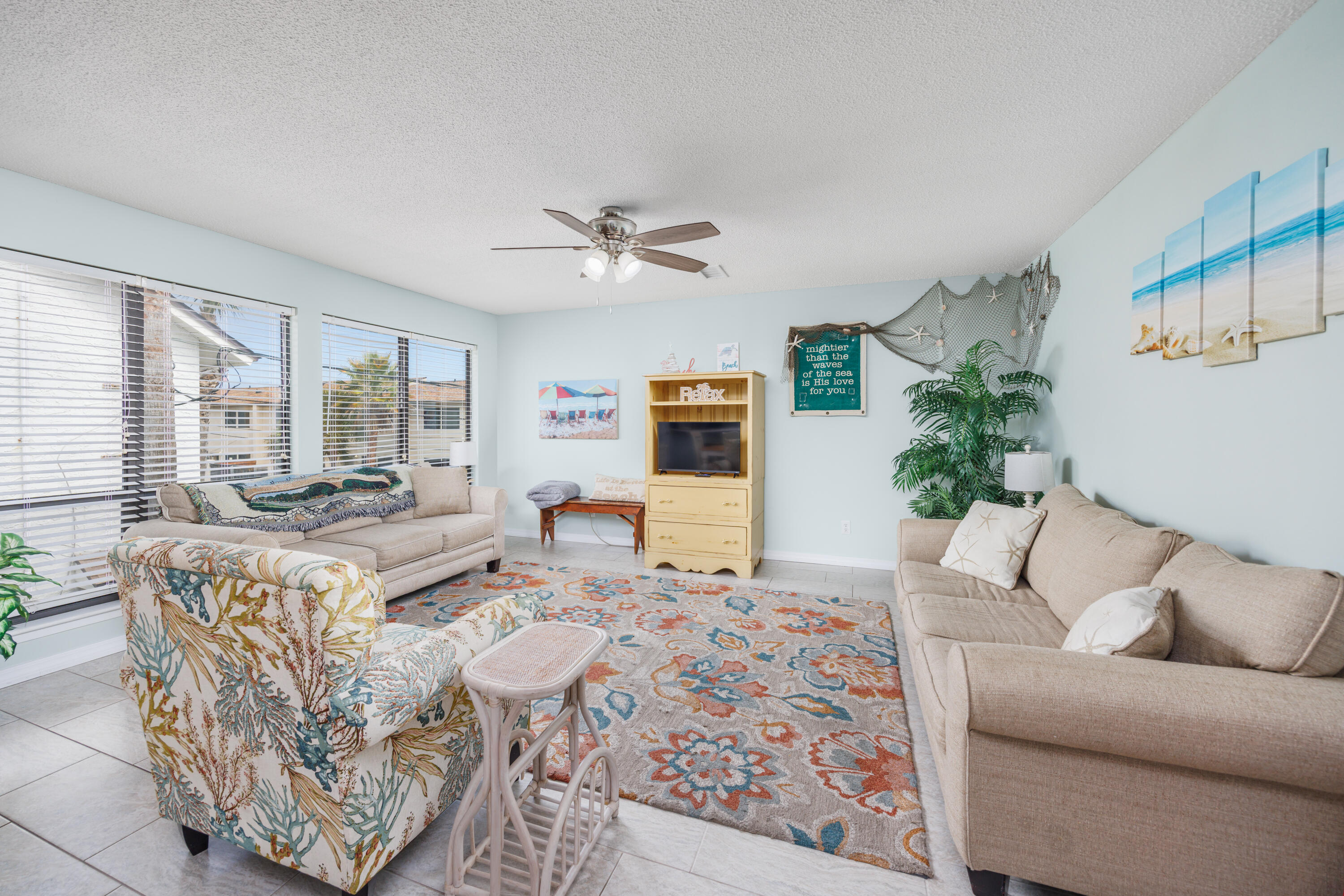 BEACHVIEW CONDOMINIUM - Residential