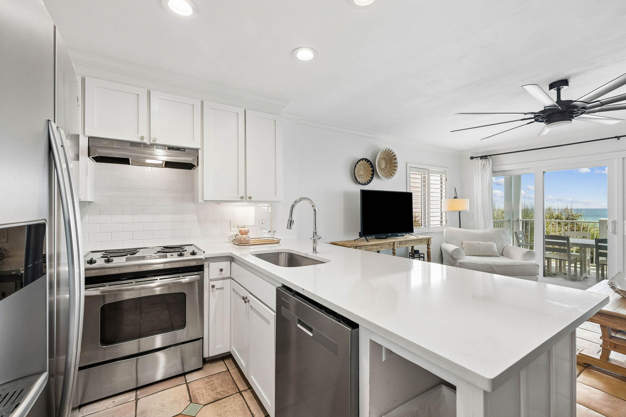 SEA MIST CONDO - Residential