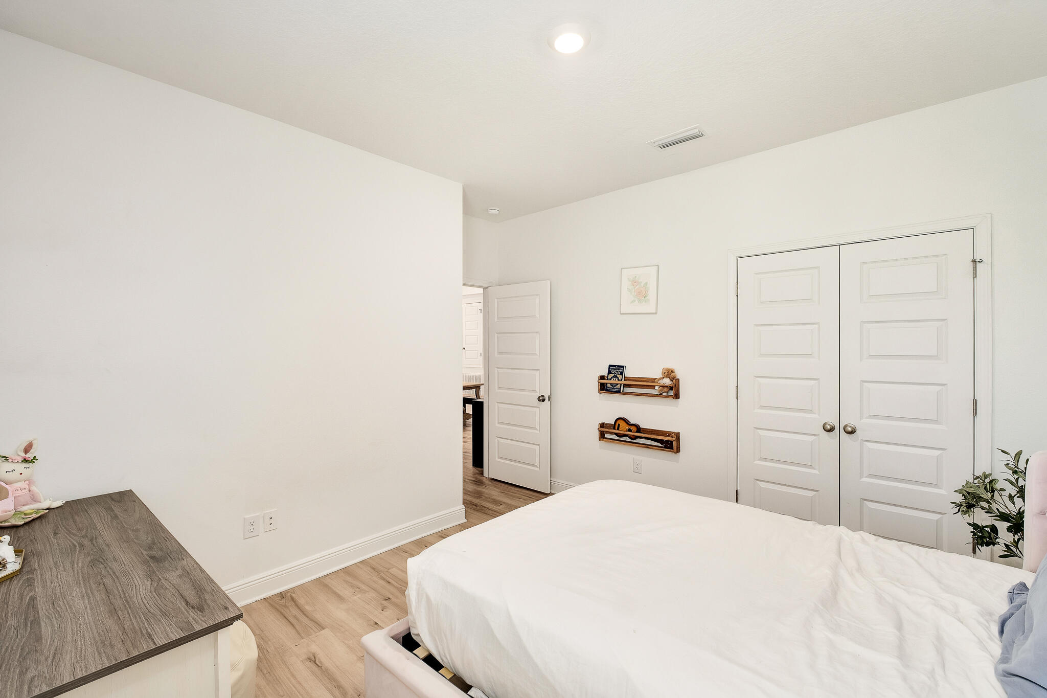 LIVE OAK HARBOR - Residential Lease