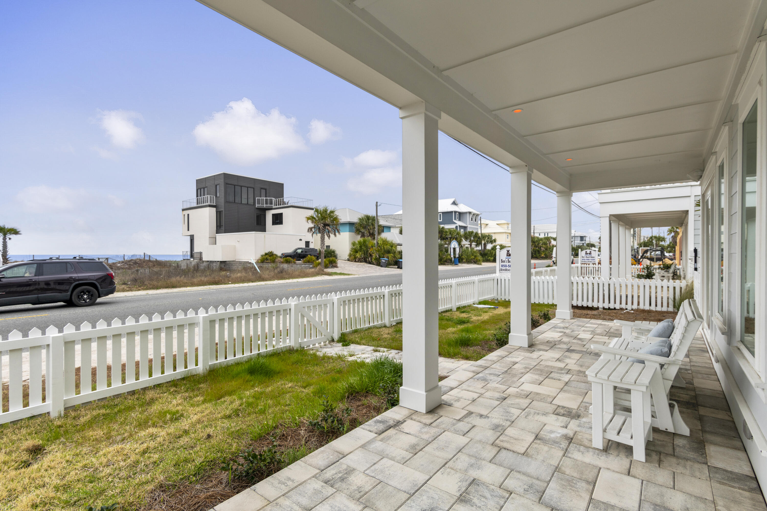 LULLWATER BEACH - Residential