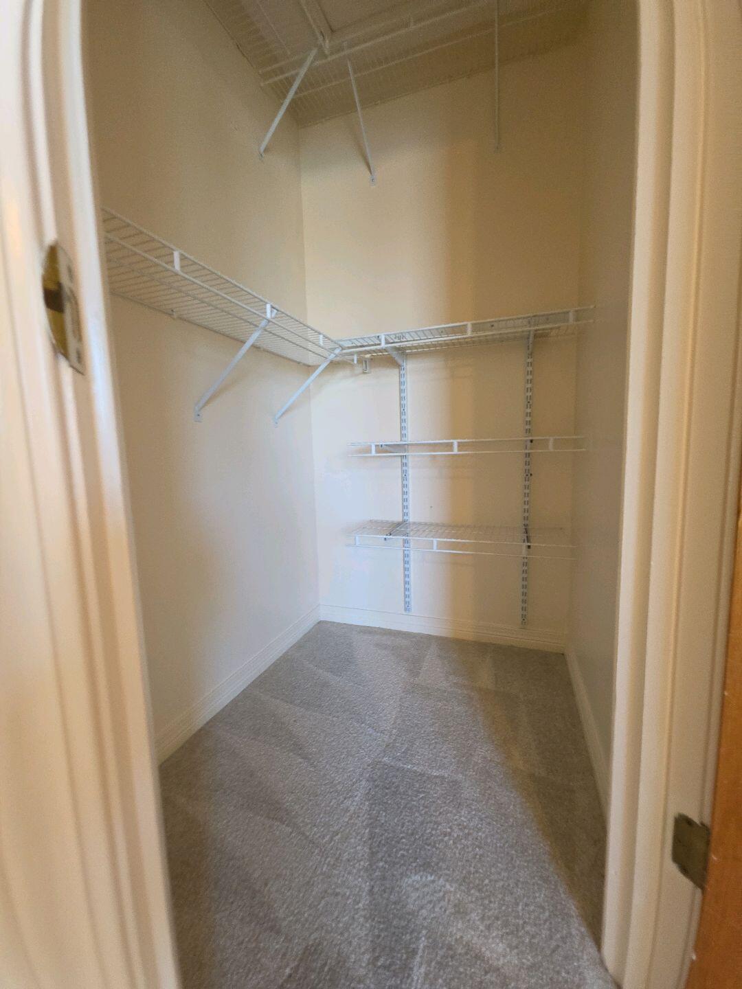 BRISTOL PARK - Residential Lease