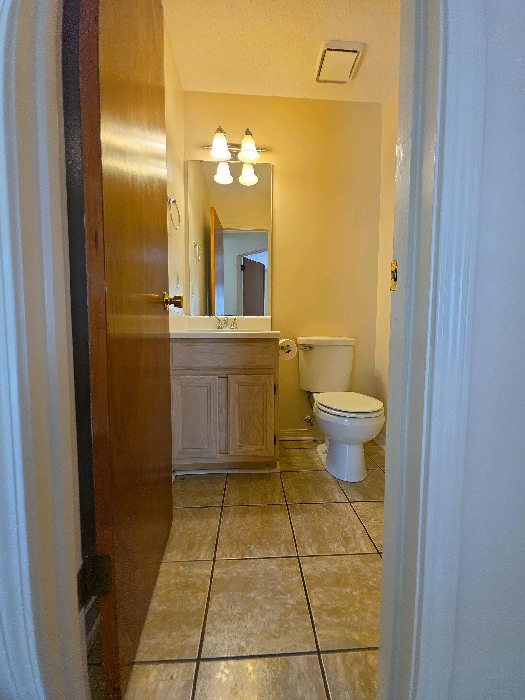 BRISTOL PARK - Residential Lease
