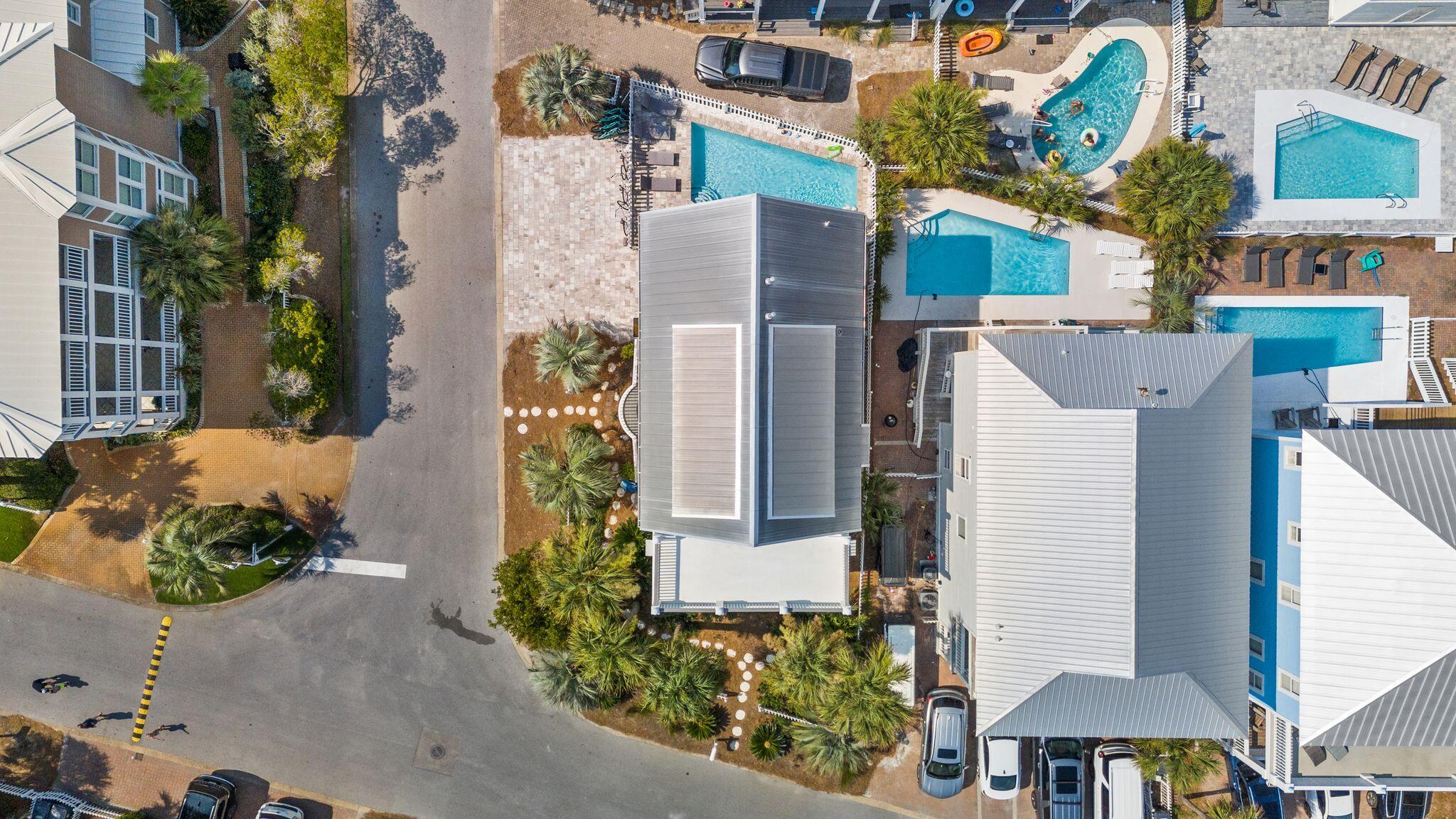 SUNRISE BEACH - Residential