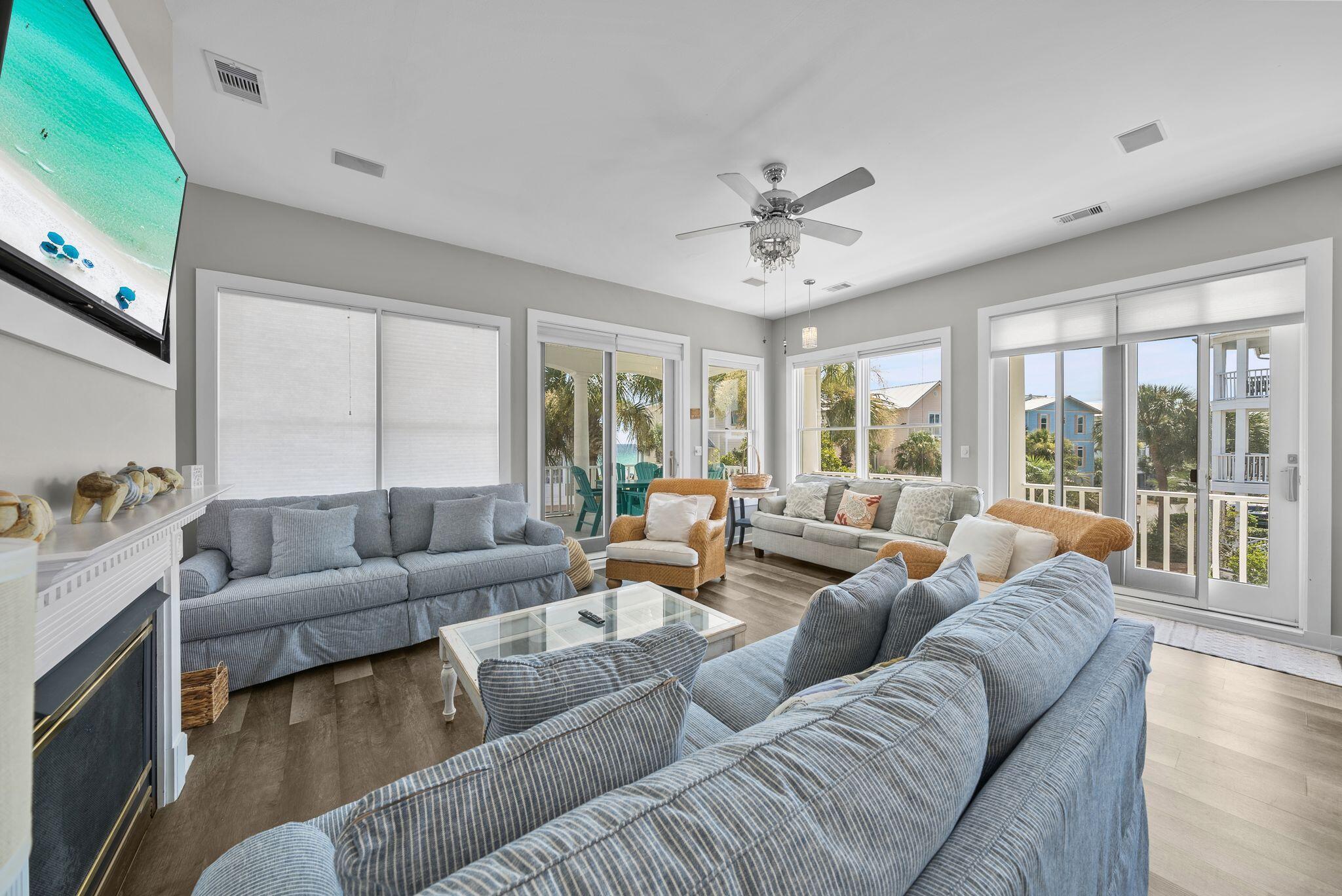 SUNRISE BEACH - Residential