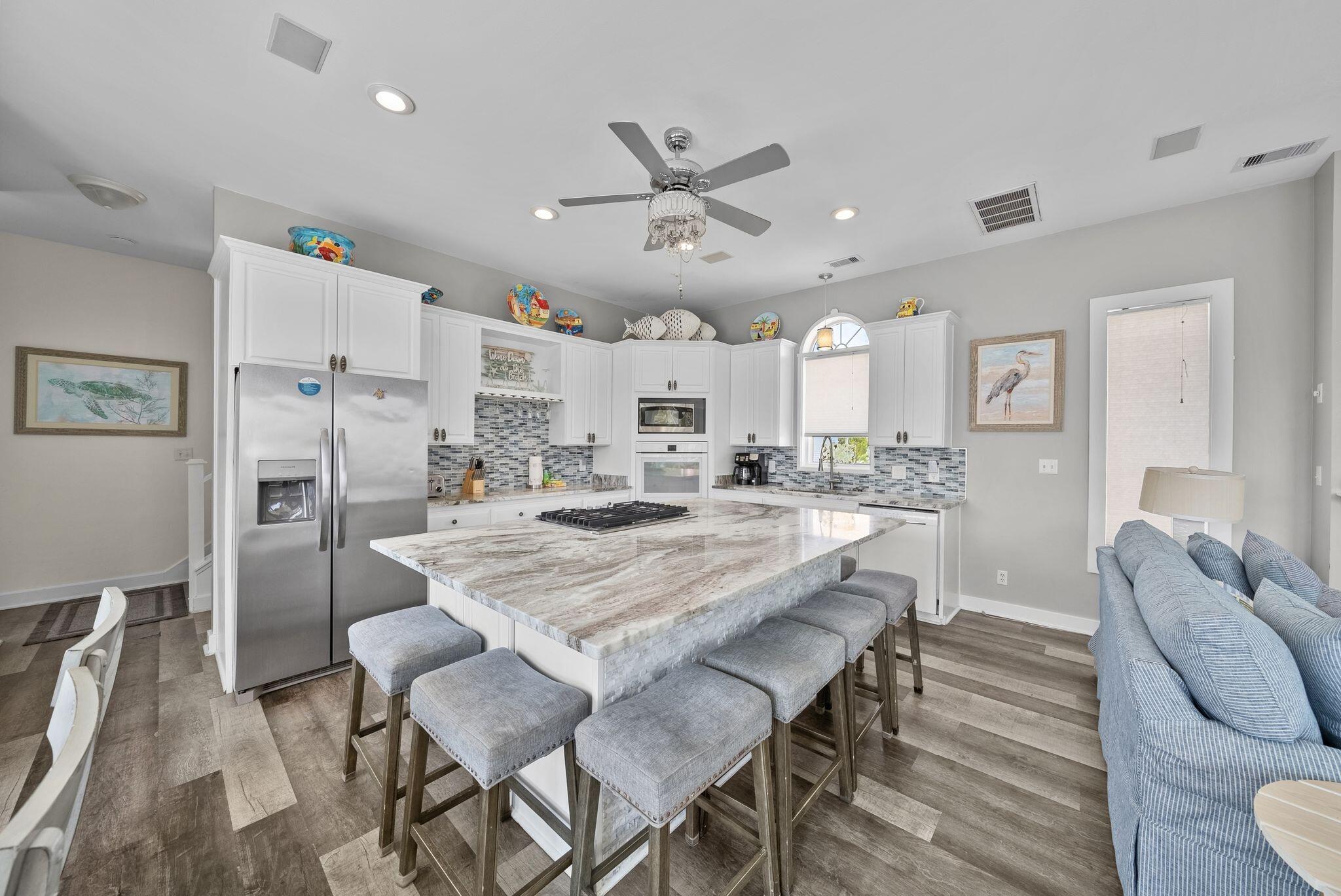 SUNRISE BEACH - Residential