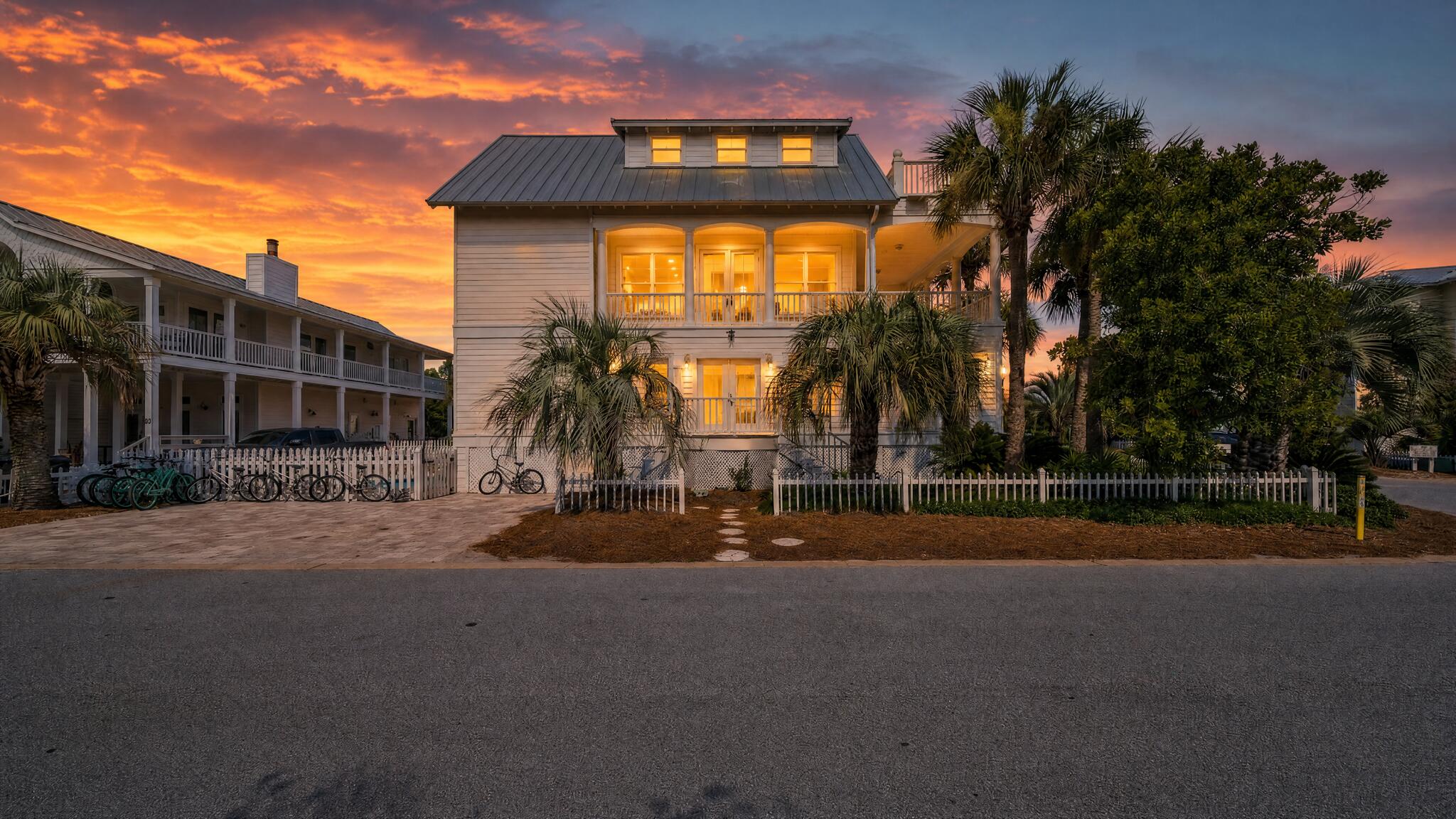 SUNRISE BEACH - Residential