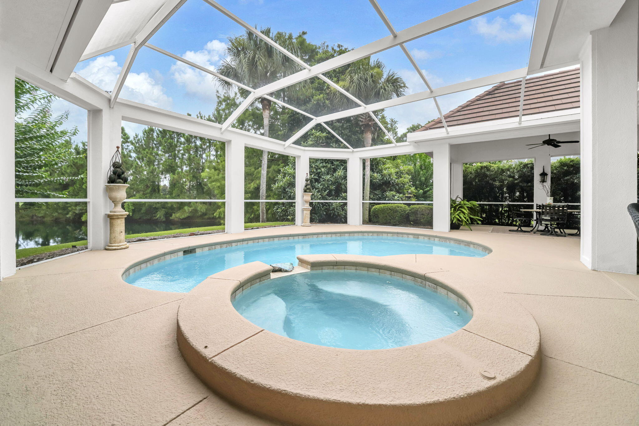 REGATTA PATIO HOMES - Residential