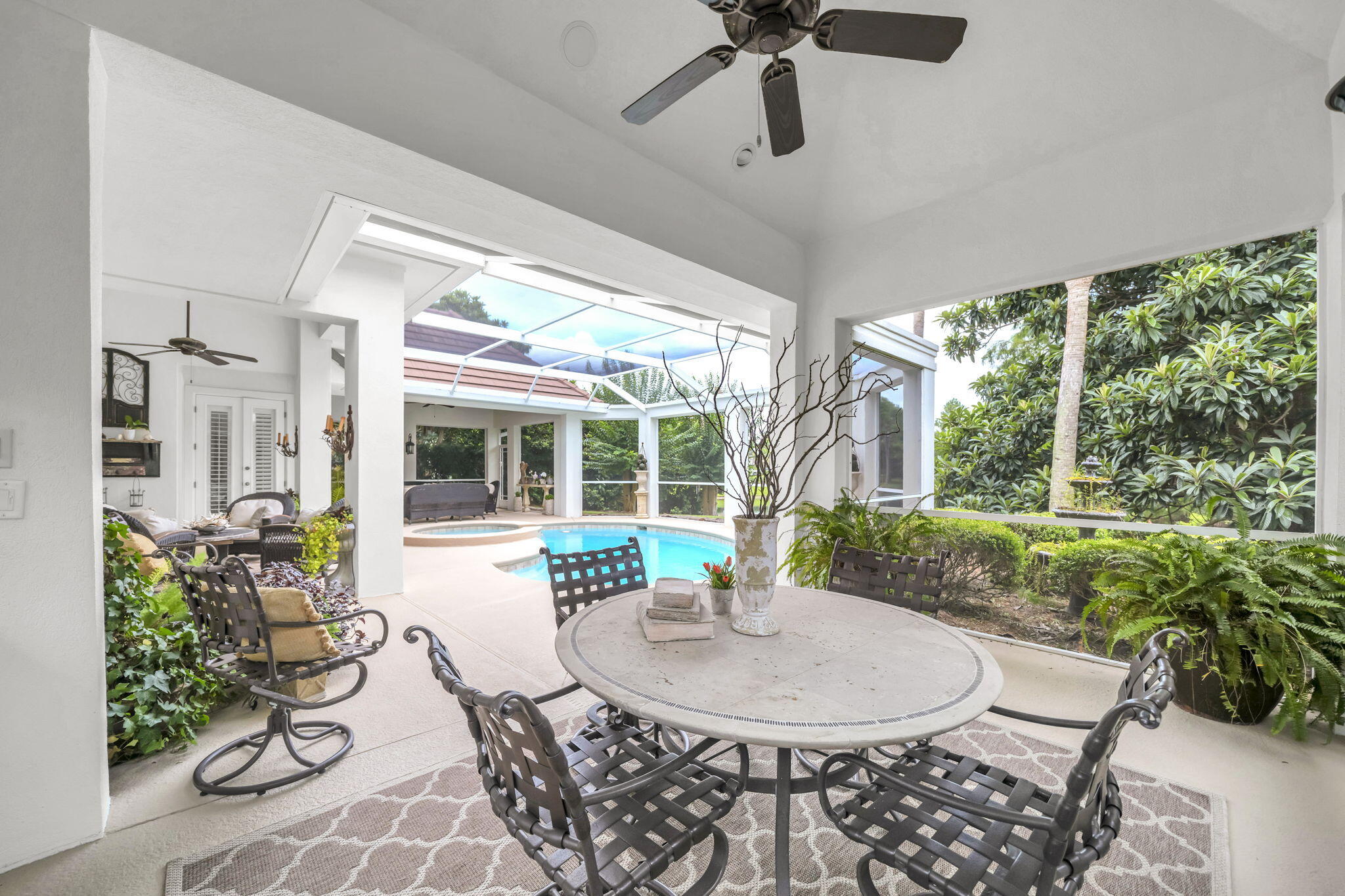 REGATTA PATIO HOMES - Residential