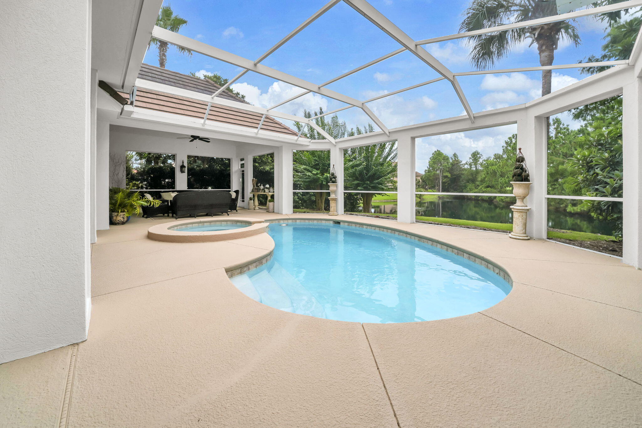REGATTA PATIO HOMES - Residential
