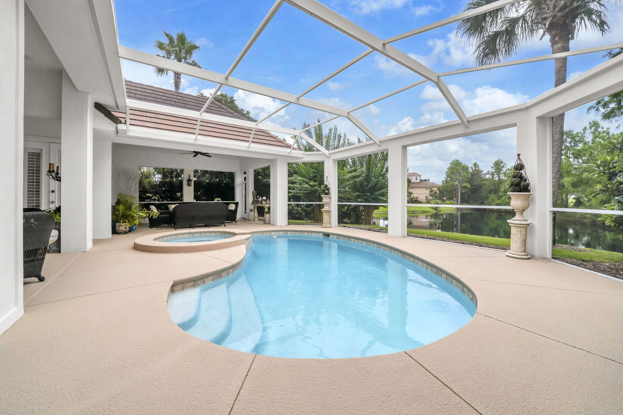 REGATTA PATIO HOMES - Residential