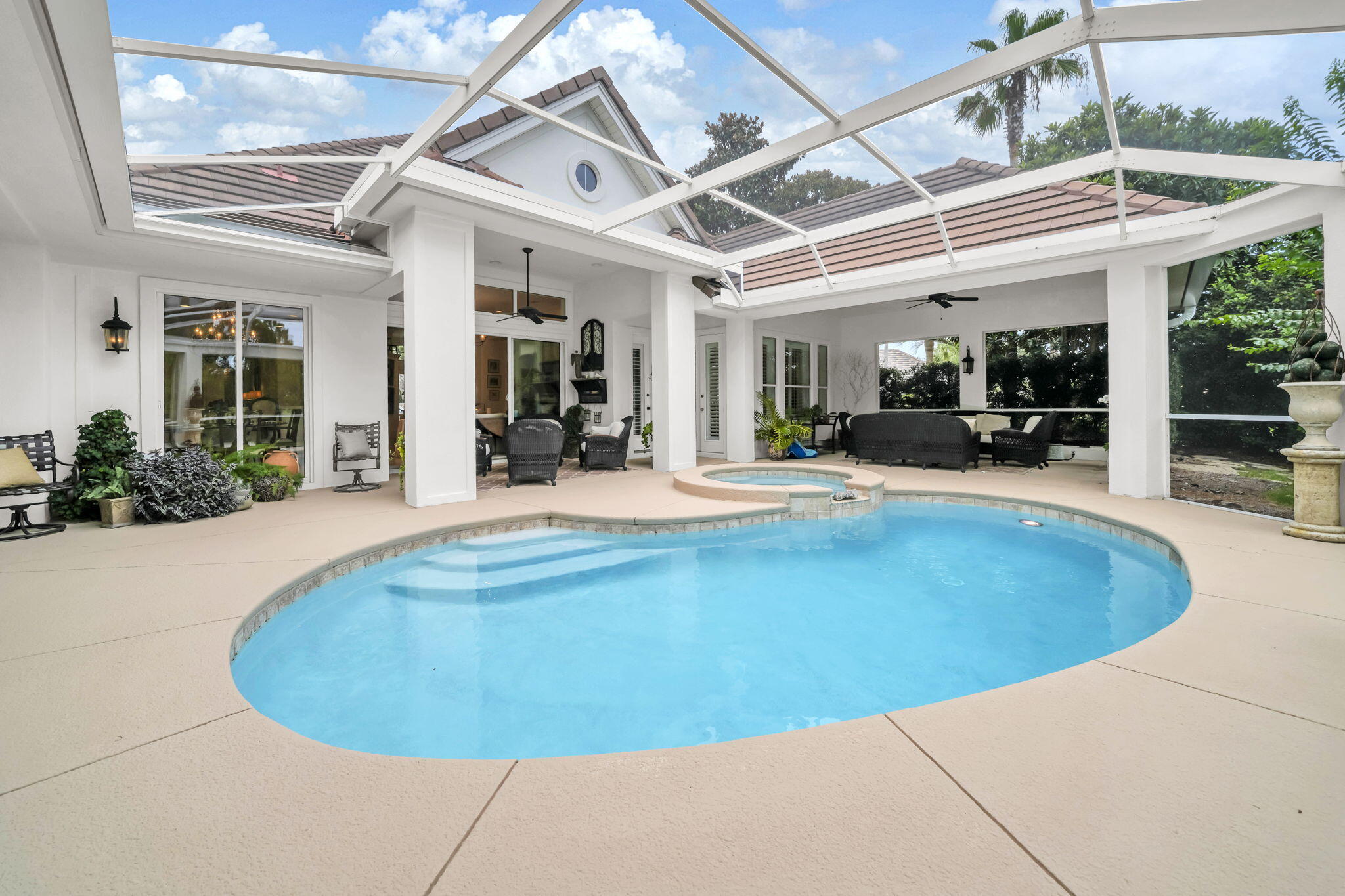 REGATTA PATIO HOMES - Residential