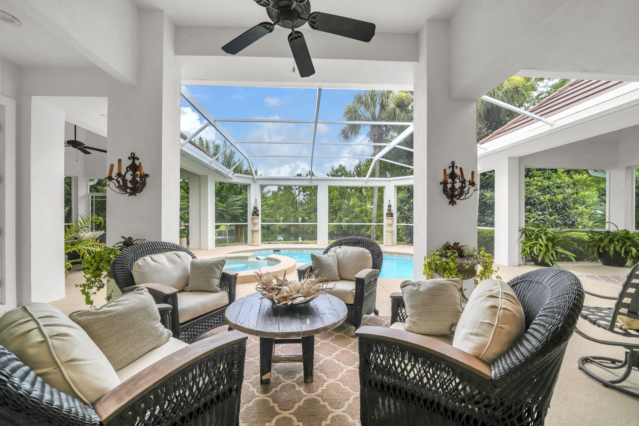 REGATTA PATIO HOMES - Residential