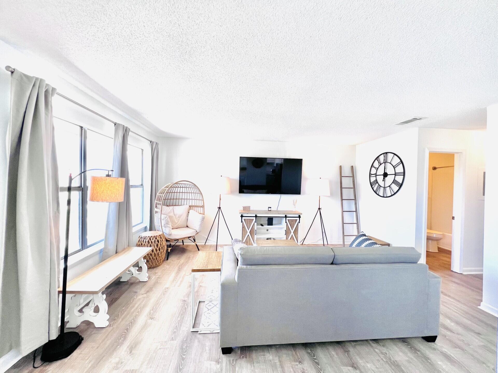 NAUTICAL WAY - Residential