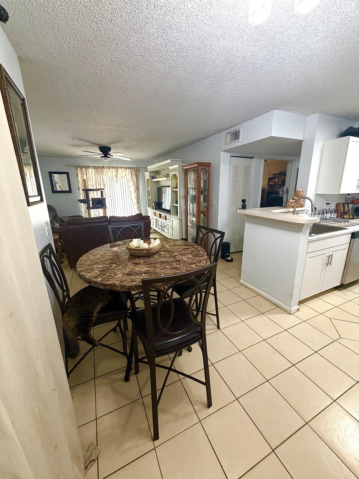 INDIAN LAKE - Residential