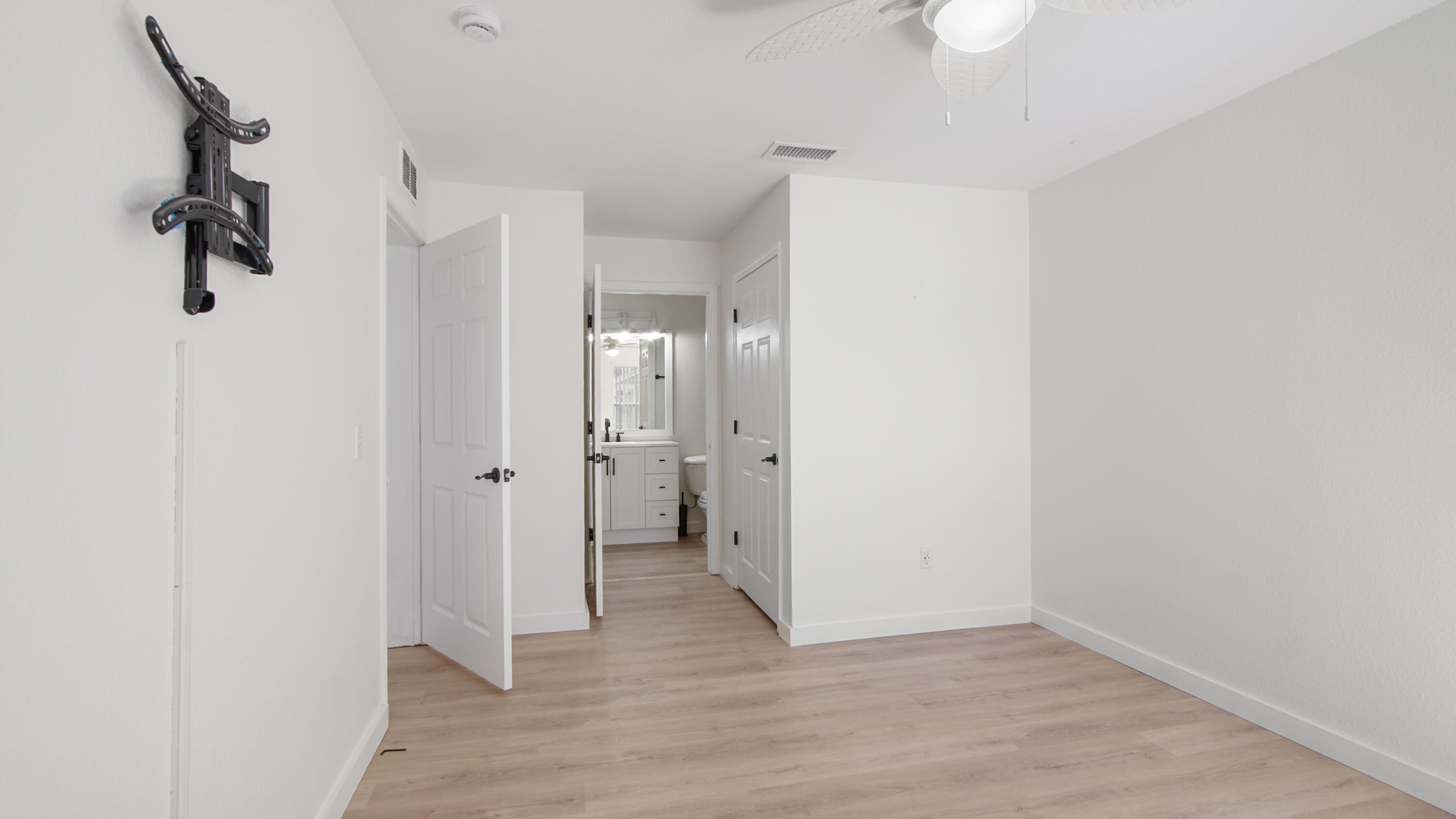 Nautilus Cove Condominium - Residential