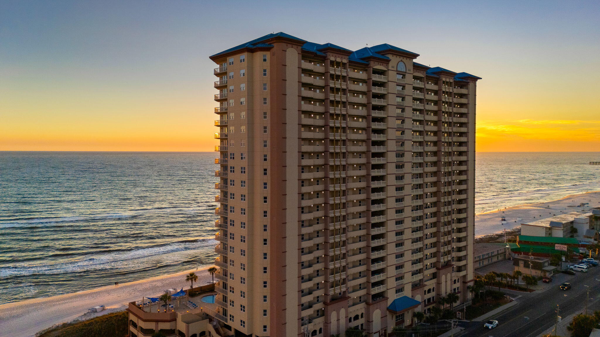 SUNRISE BEACH - Residential