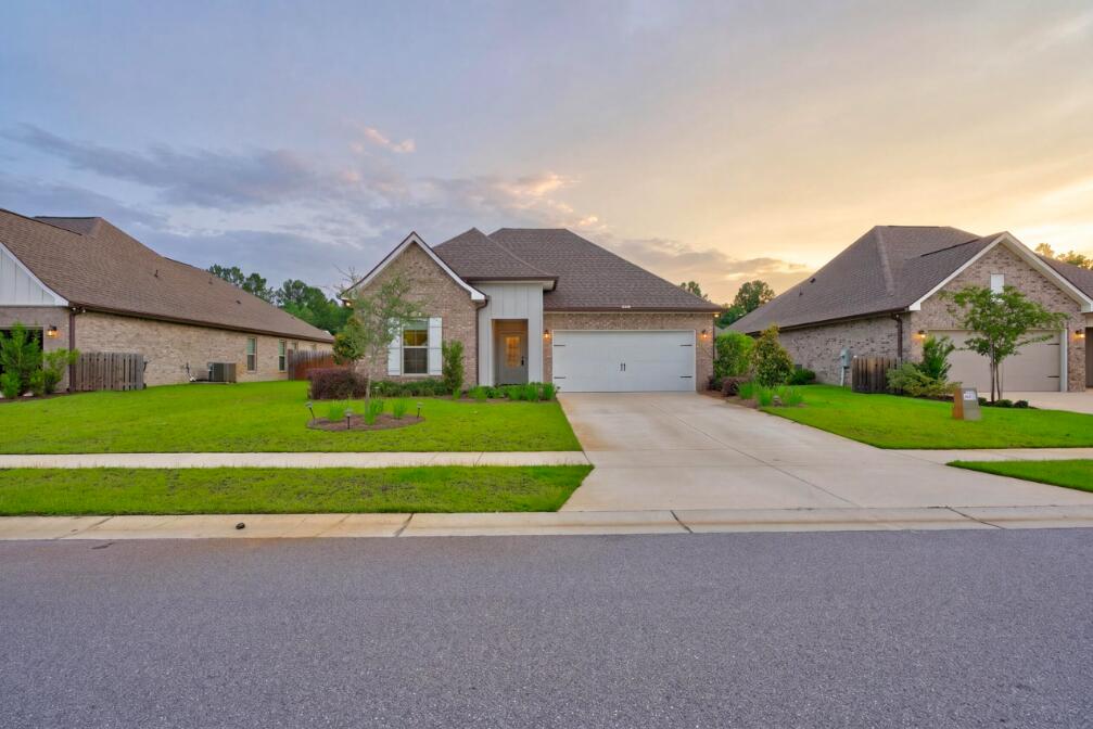HAMMOCK BAY- MOONSWEPT - Residential Lease