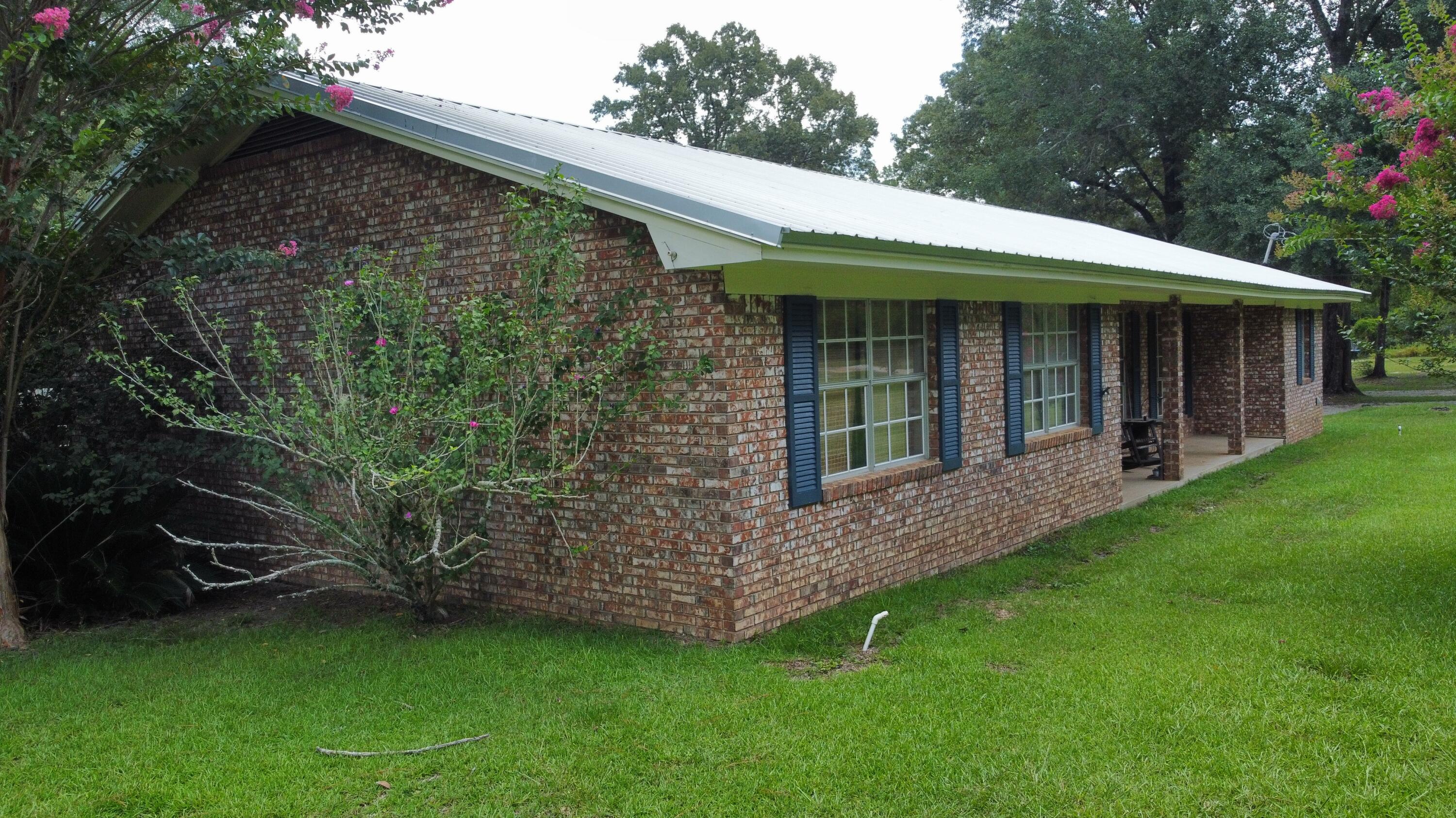 CHIPLEY FALLS - Residential