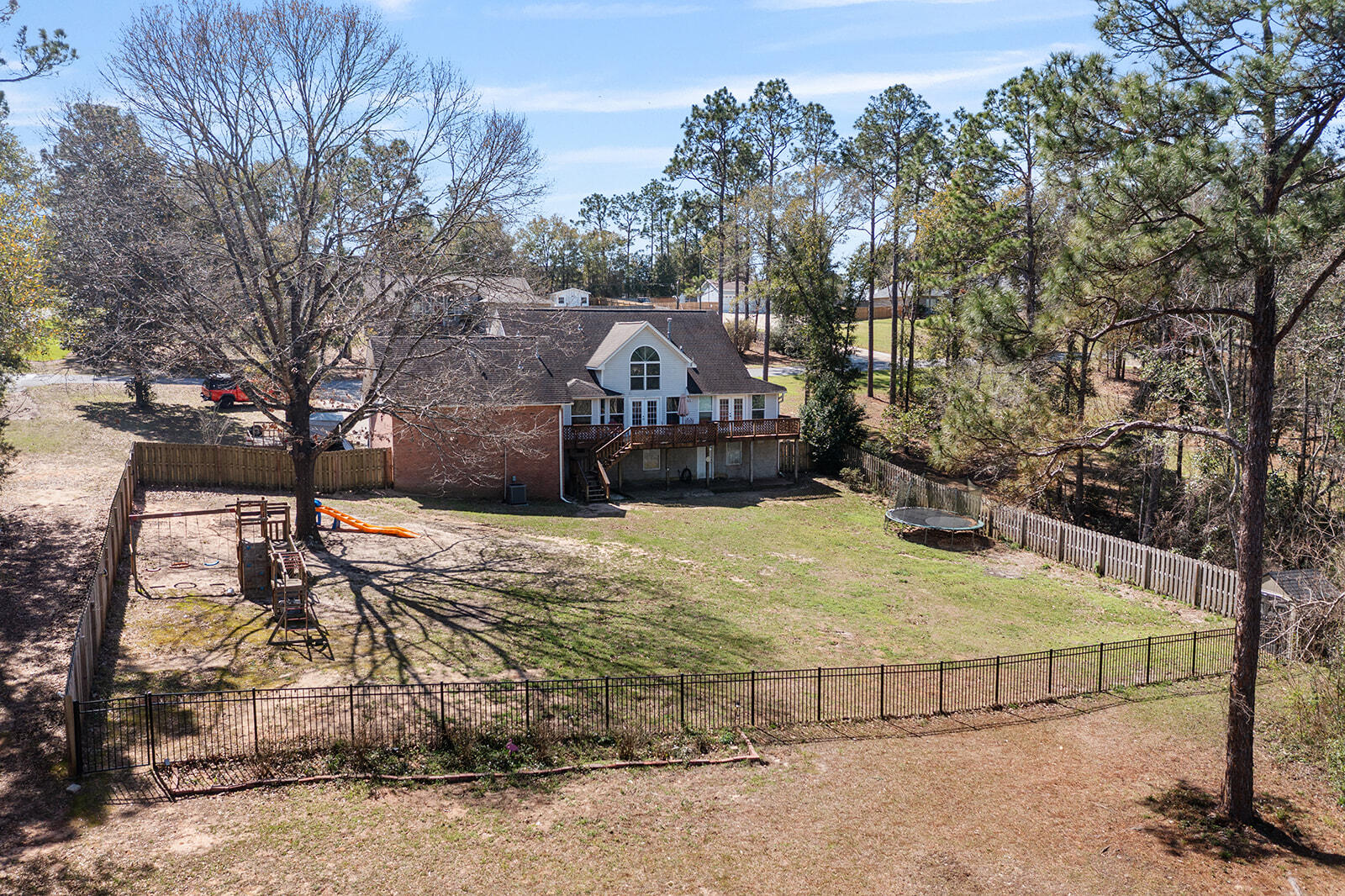 LAKEVIEW ESTATES - Residential