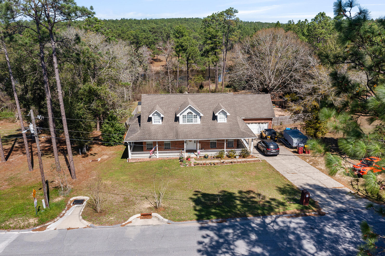 LAKEVIEW ESTATES - Residential