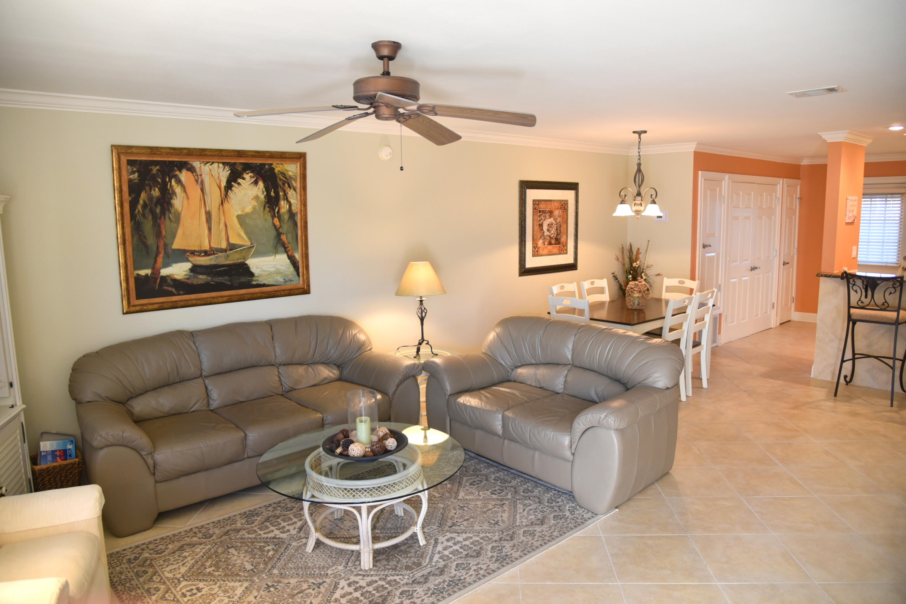 WOODLAND SHORES TOWNHOMES PHASE III - Residential
