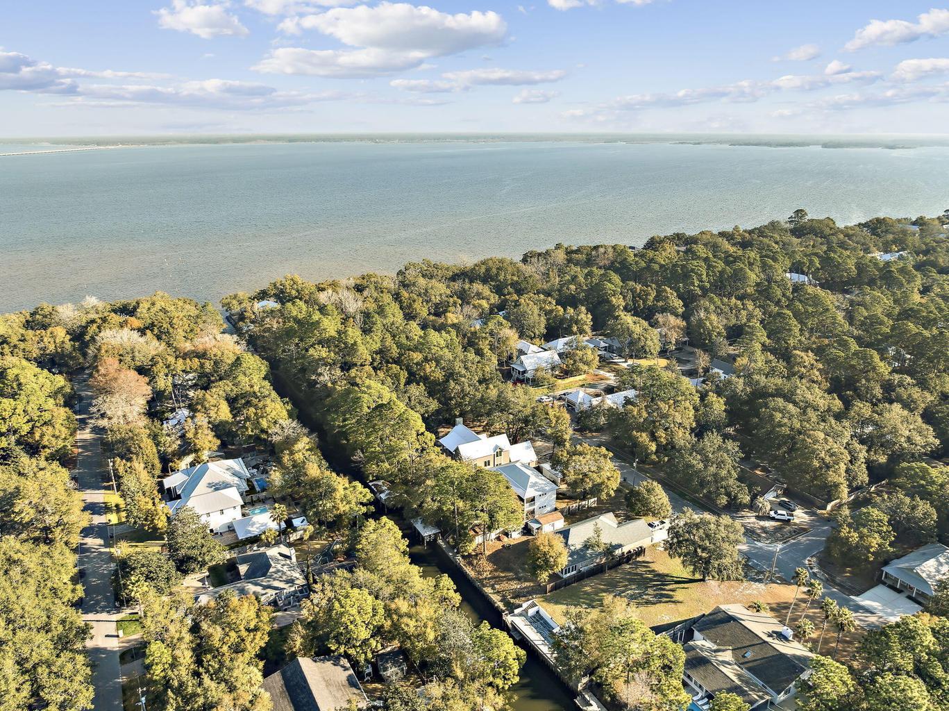 DAUGHETTES AMENDED - Residential