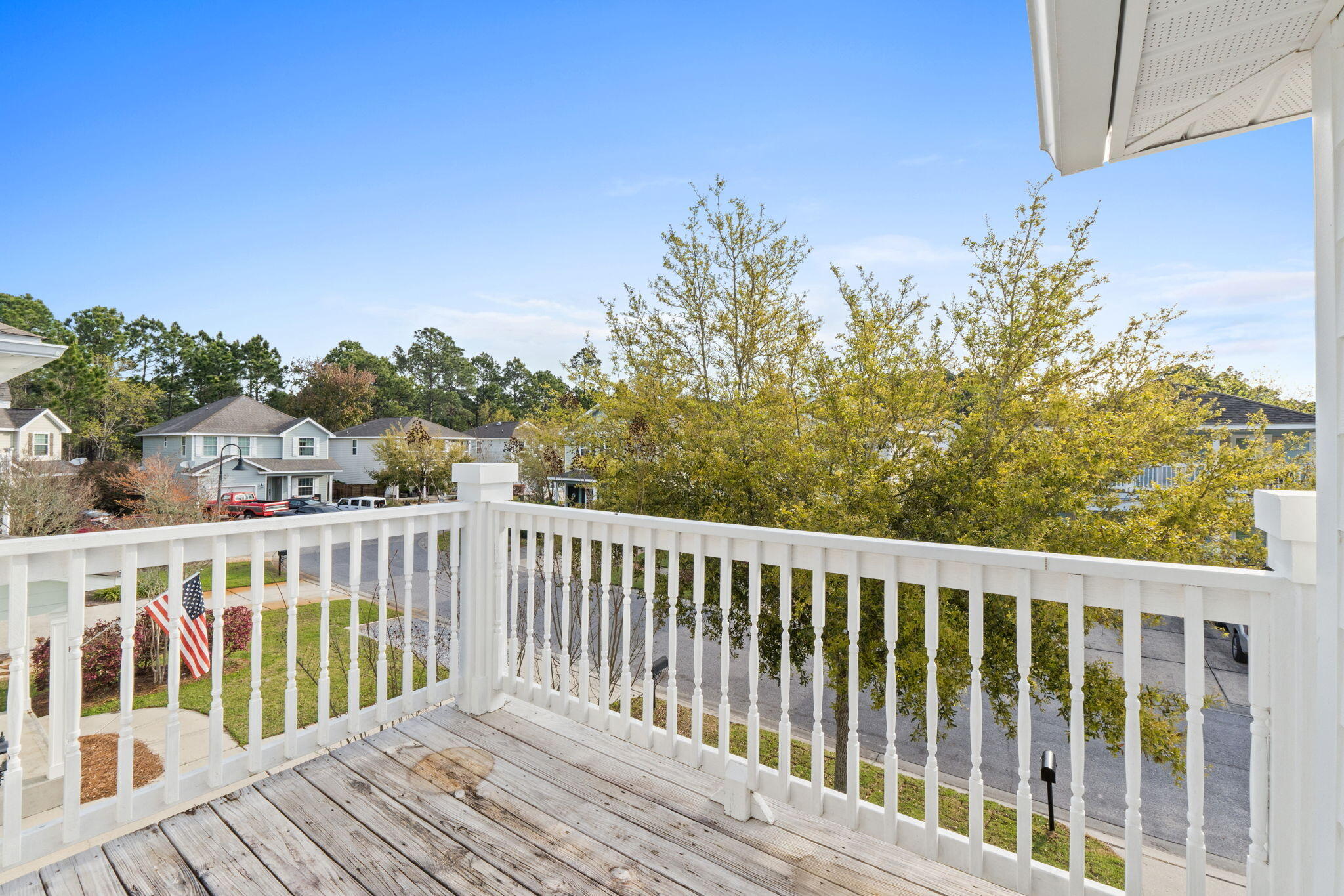 MOSAIC OAKS - Residential
