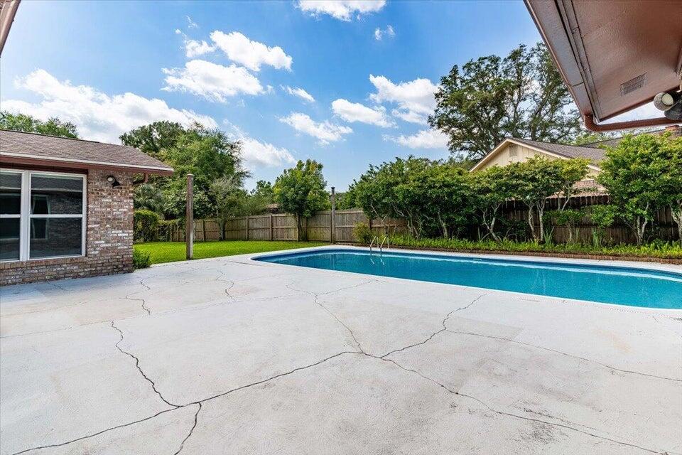 KENWOOD S/D 3RD ADDN - Residential Lease