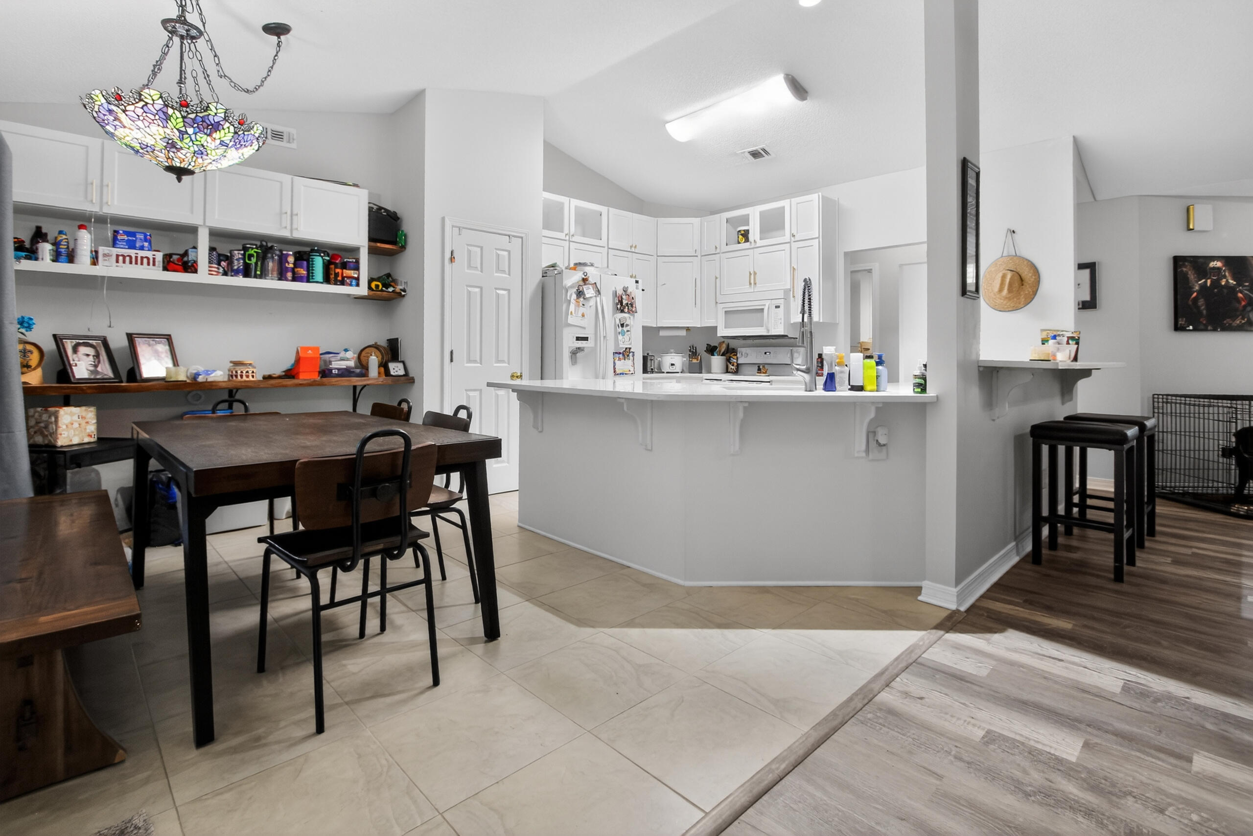 HOLLEY BY THE SEA - Residential