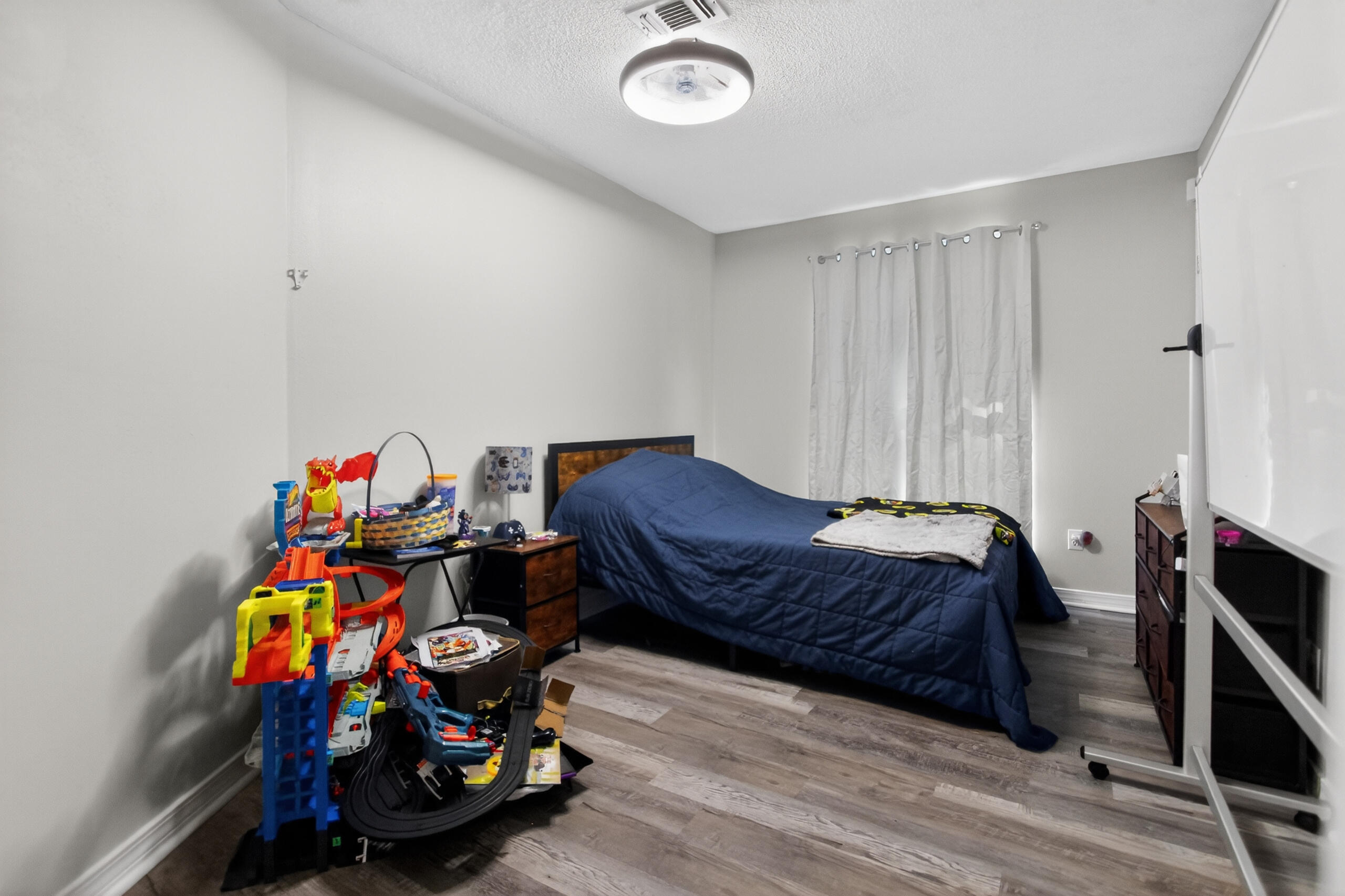 HOLLEY BY THE SEA - Residential