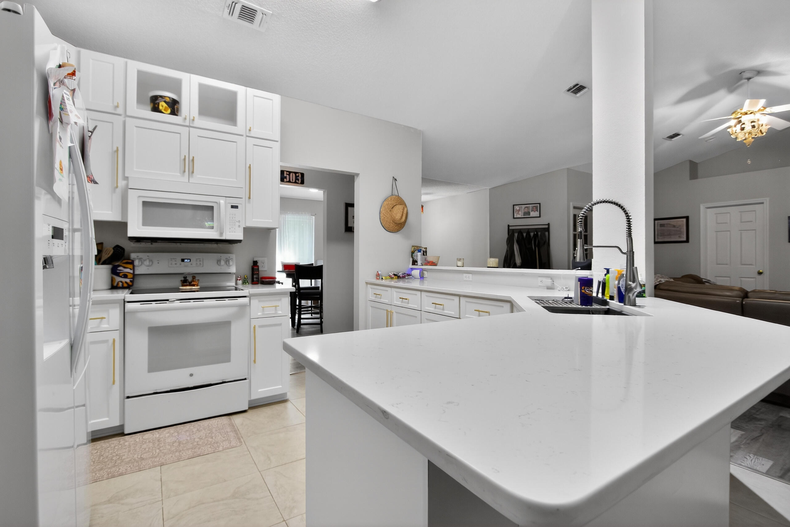 HOLLEY BY THE SEA - Residential