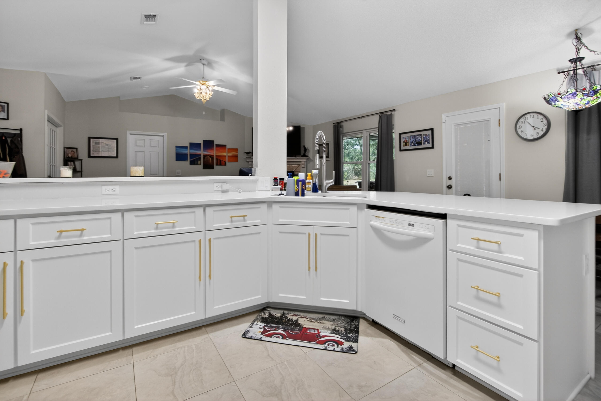 HOLLEY BY THE SEA - Residential