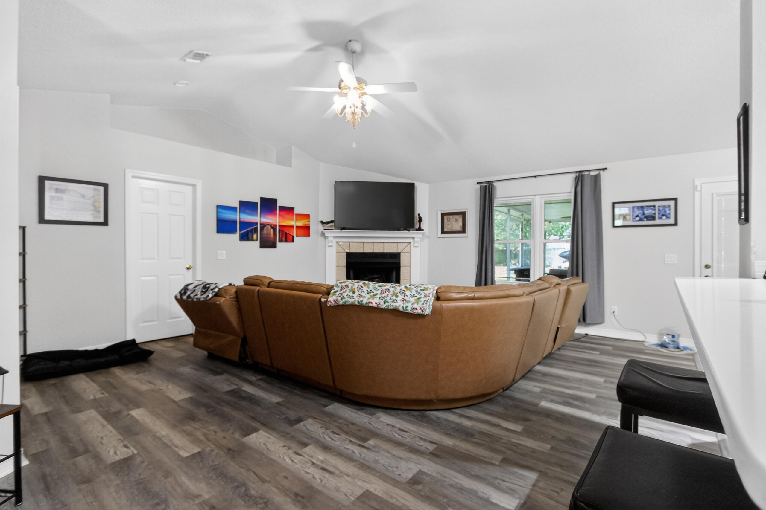 HOLLEY BY THE SEA - Residential